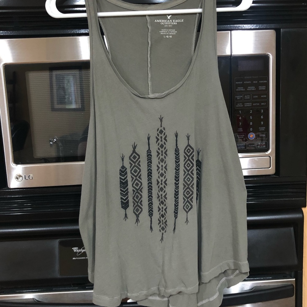 American Eagle flowy tank